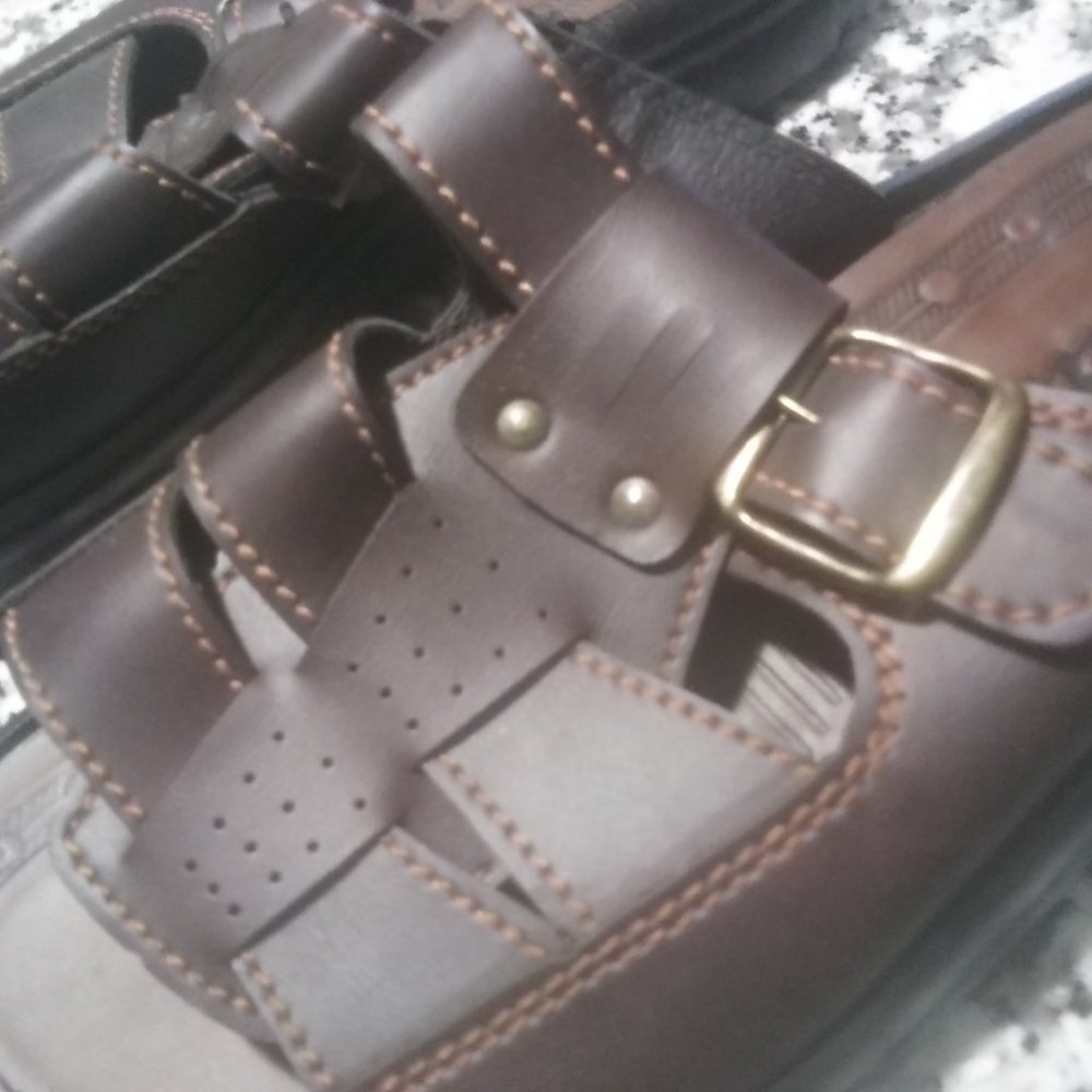 Bata Sandals - image 5